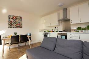 Premiere Serviced Accommodation - 17