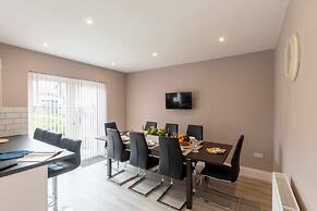 Buckingham House Modern Coastal 3BR Stay