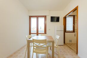 Lily Flat - 15 min from Venice