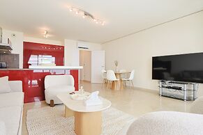 220 Le Maria in Cannes