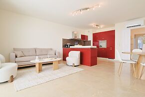 220 Le Maria in Cannes