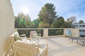 221 Le Bella in Cannes