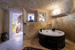 Aurelia Cave Cappadocia