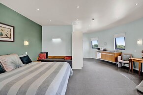 Headlands Hotel