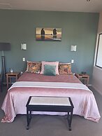 Headlands Hotel