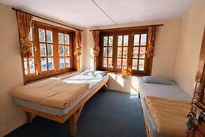Phakding Camp One Lodge