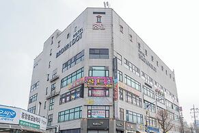 Hotel Brown Dot (Dongducheon Central Station)
