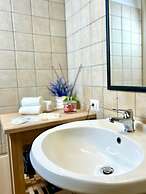 Elios Rooms Tro