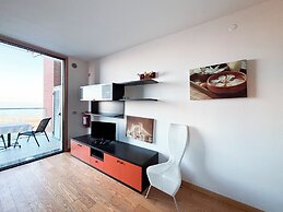 Stylish Flat With sea View