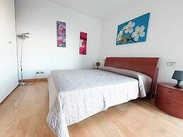 Stylish Flat With sea View