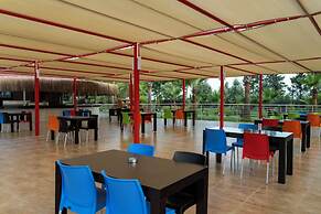 Casa Fora Beach Resort