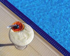 Casa Fora Beach Resort