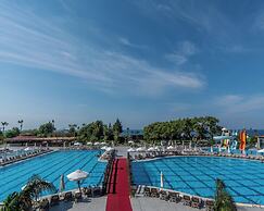 Casa Fora Beach Resort