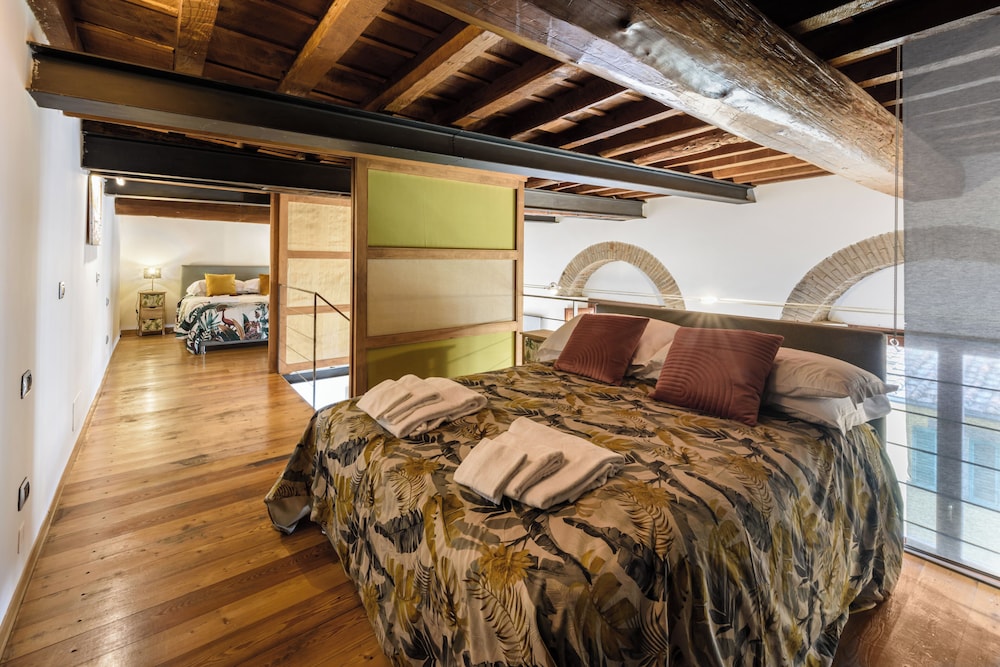 Rustic-Chic Loft by the Duomo