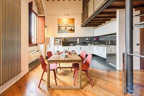 Rustic-Chic Loft by the Duomo
