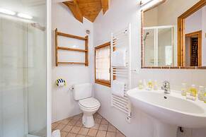 Chalet in La Tania Near Ski Slopes