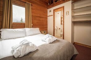 Chalet in La Tania Near Ski Slopes
