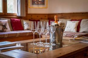 Chalet in La Tania Near Ski Slopes