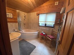Loch Lomond Lodge 27, Rowardennan