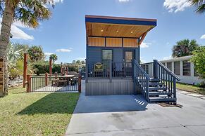 0.5 Mi to Rodeo & Events! River Ranch Tiny Home
