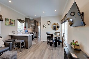 0.5 Mi to Rodeo & Events! River Ranch Tiny Home