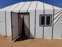 starlitdesertcamp