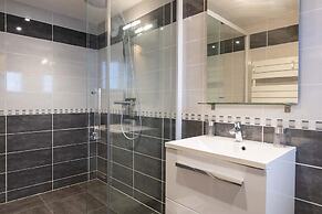 Chalet in Paradiski With Spa & Valley Views