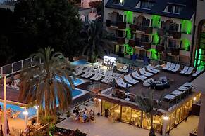 Ambassador Plaza Hotel