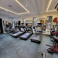 Grand Commodores Hotel And Suites