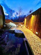 Newmore Highland Pods