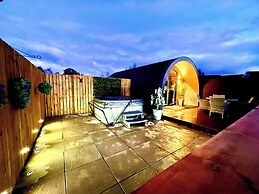 Newmore Highland Pods