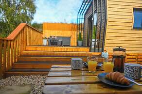 Newmore Highland Pods