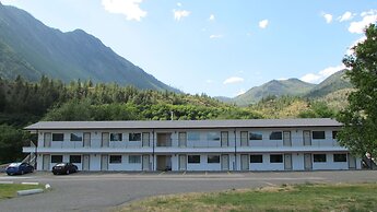 Retasket Lodge & RV Park