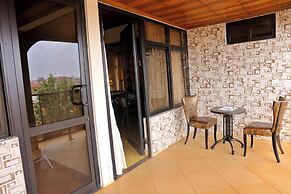 Village Courtyard Hotel