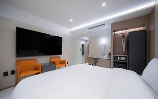 Hound Hotel Daegu Dongdaegu Station