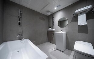 Hound Hotel Daegu Dongdaegu Station