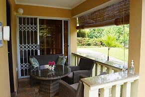 Zeph Self Catering Apartment