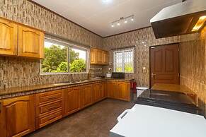 Zeph Self Catering Apartment