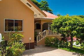 Zeph Self Catering Apartment