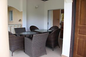 Zeph Self Catering Apartment