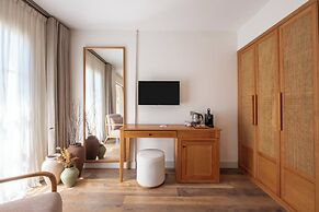 Fiora Alacati