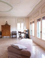 Foscolo Penthouse Grand Canal