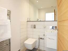 Beachfront Penthouse 4 Bedroom in Hythe