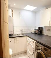 Beachfront Penthouse 4 Bedroom in Hythe