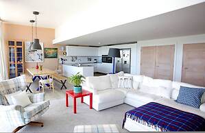 Beachfront Penthouse 4 Bedroom in Hythe