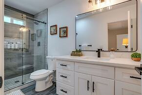 Downtown Modesto Gem! Updated Family Home