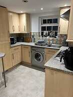 Russell Square Apartment