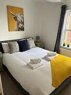 Russell Square Apartment
