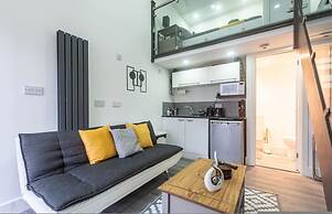 Studio in Central Reading- Next to Town Centre