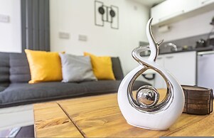 Studio in Central Reading- Next to Town Centre